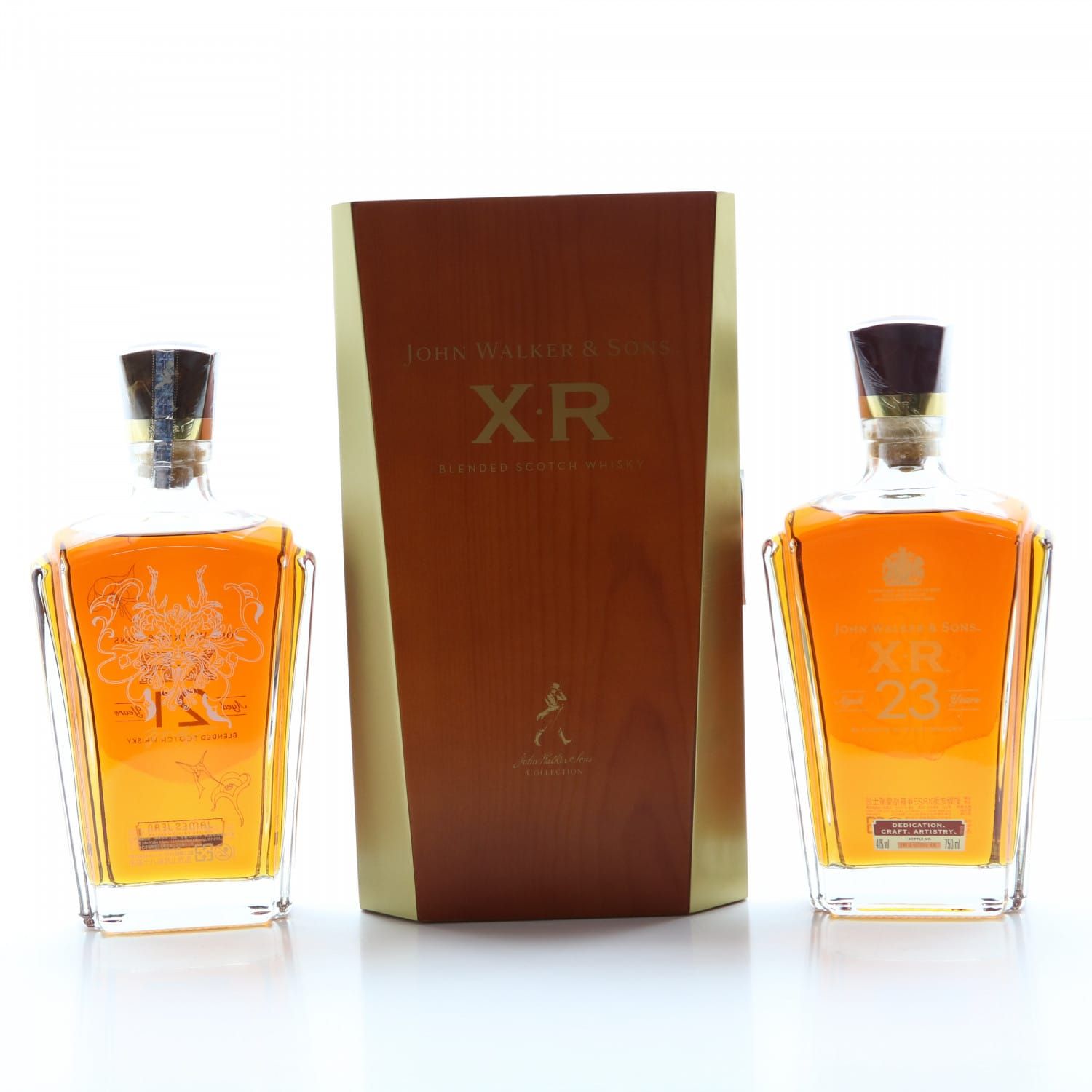 ウイスキー John Walker & Sons XR 21 Johnnie Walker XR 21 Year Old & 23 Year Old Limited Edition Set